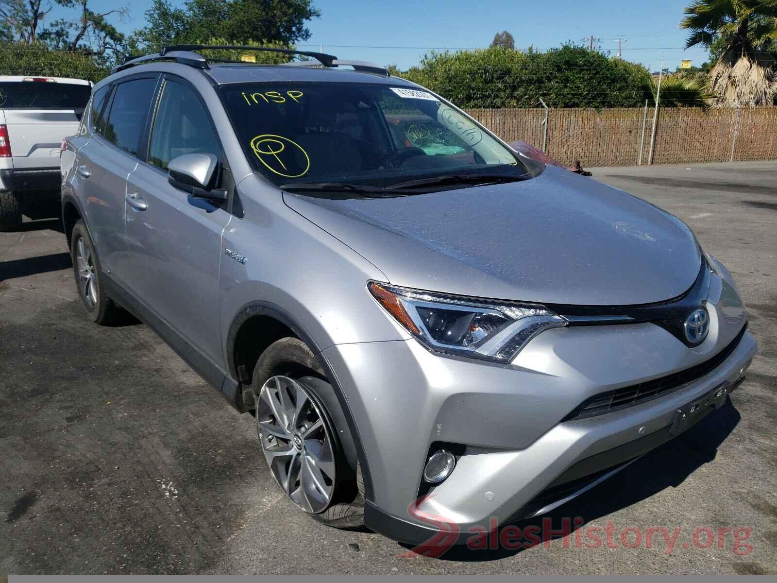 JTMRJREV1JD168625 2018 TOYOTA RAV4