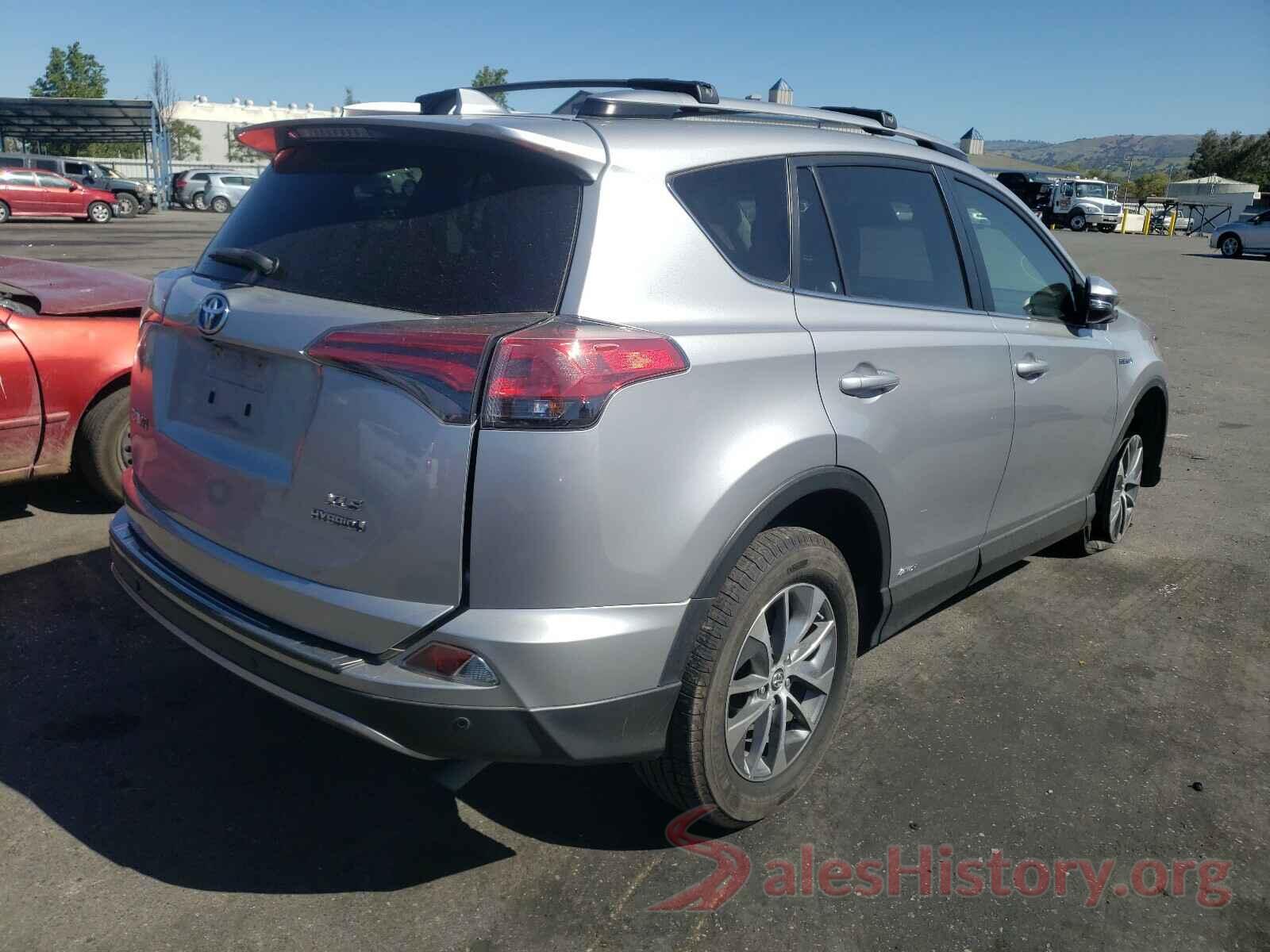 JTMRJREV1JD168625 2018 TOYOTA RAV4