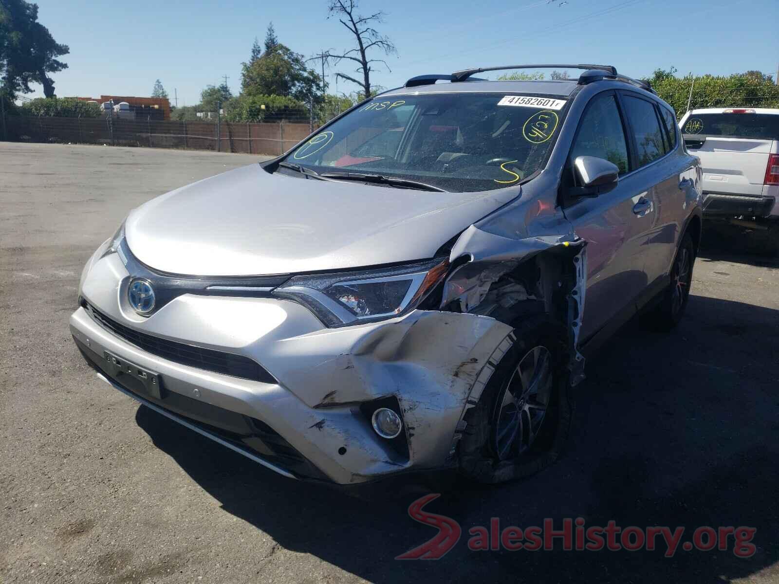 JTMRJREV1JD168625 2018 TOYOTA RAV4