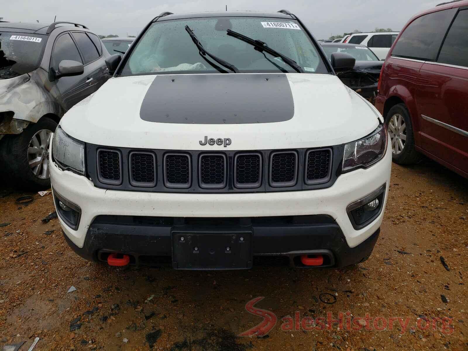 3C4NJDDB2JT480147 2018 JEEP COMPASS