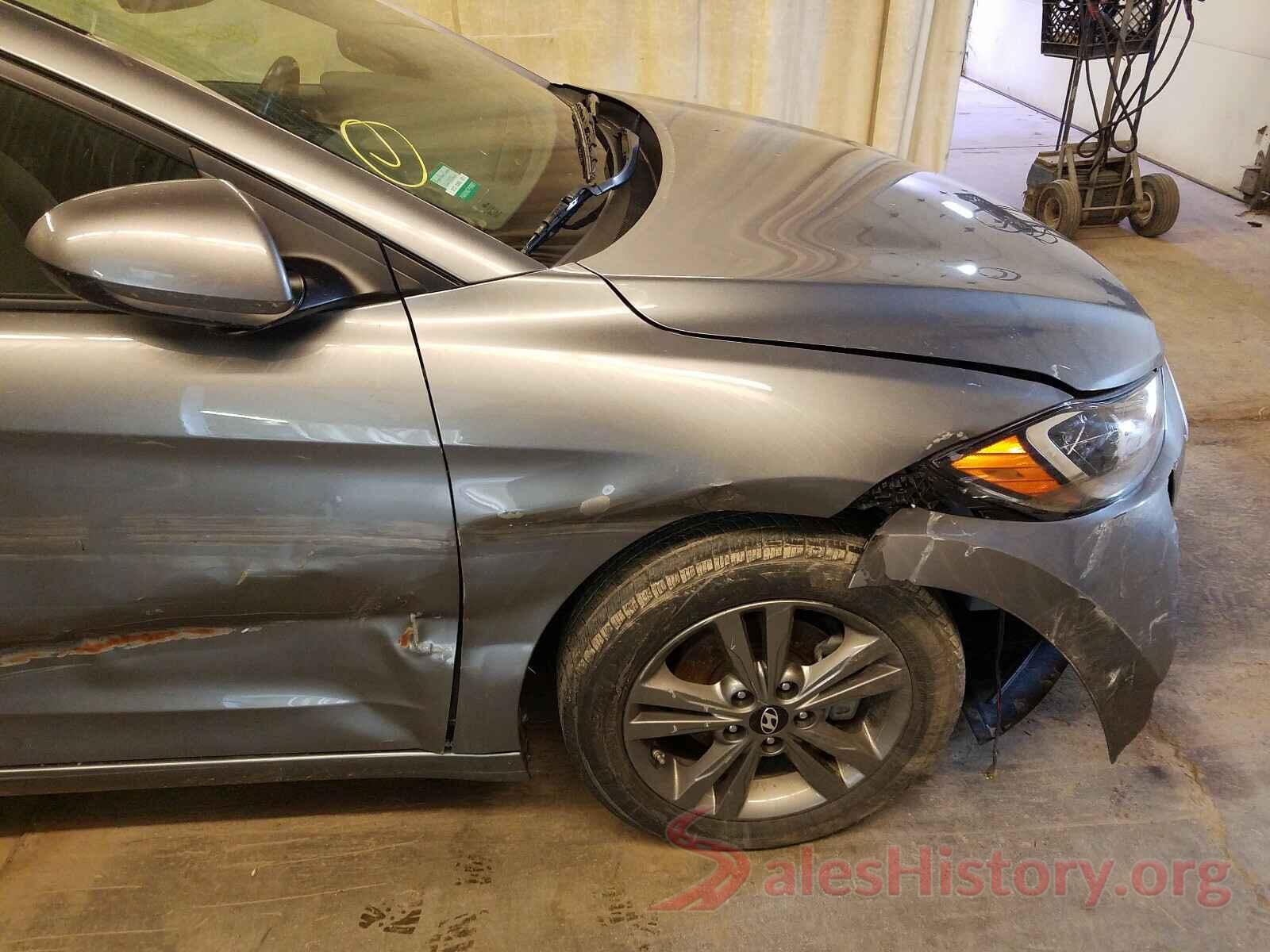 5NPD84LF7JH323256 2018 HYUNDAI ELANTRA