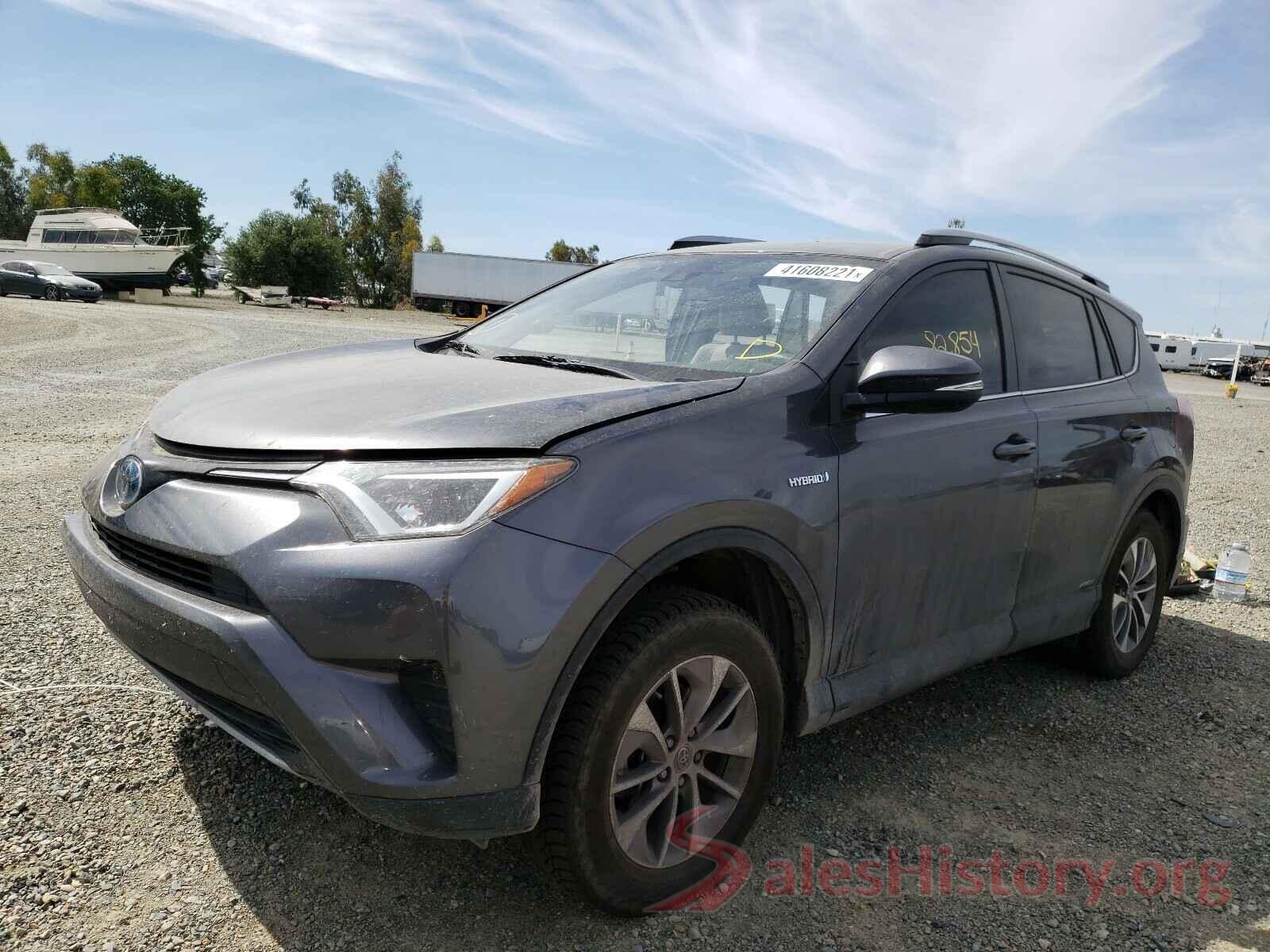 JTMRJREV6JD180026 2018 TOYOTA RAV4