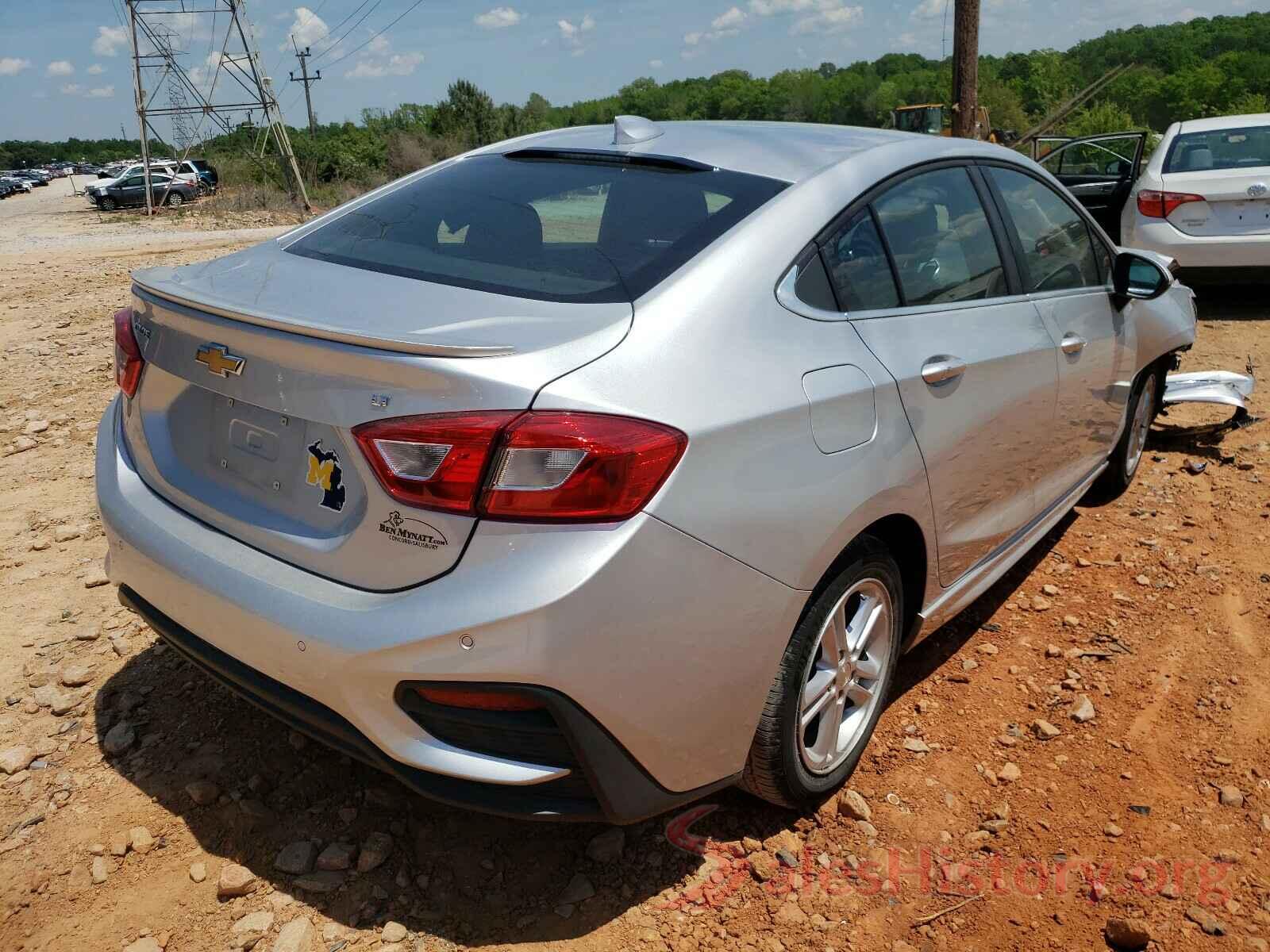 1G1BE5SM8J7236176 2018 CHEVROLET CRUZE