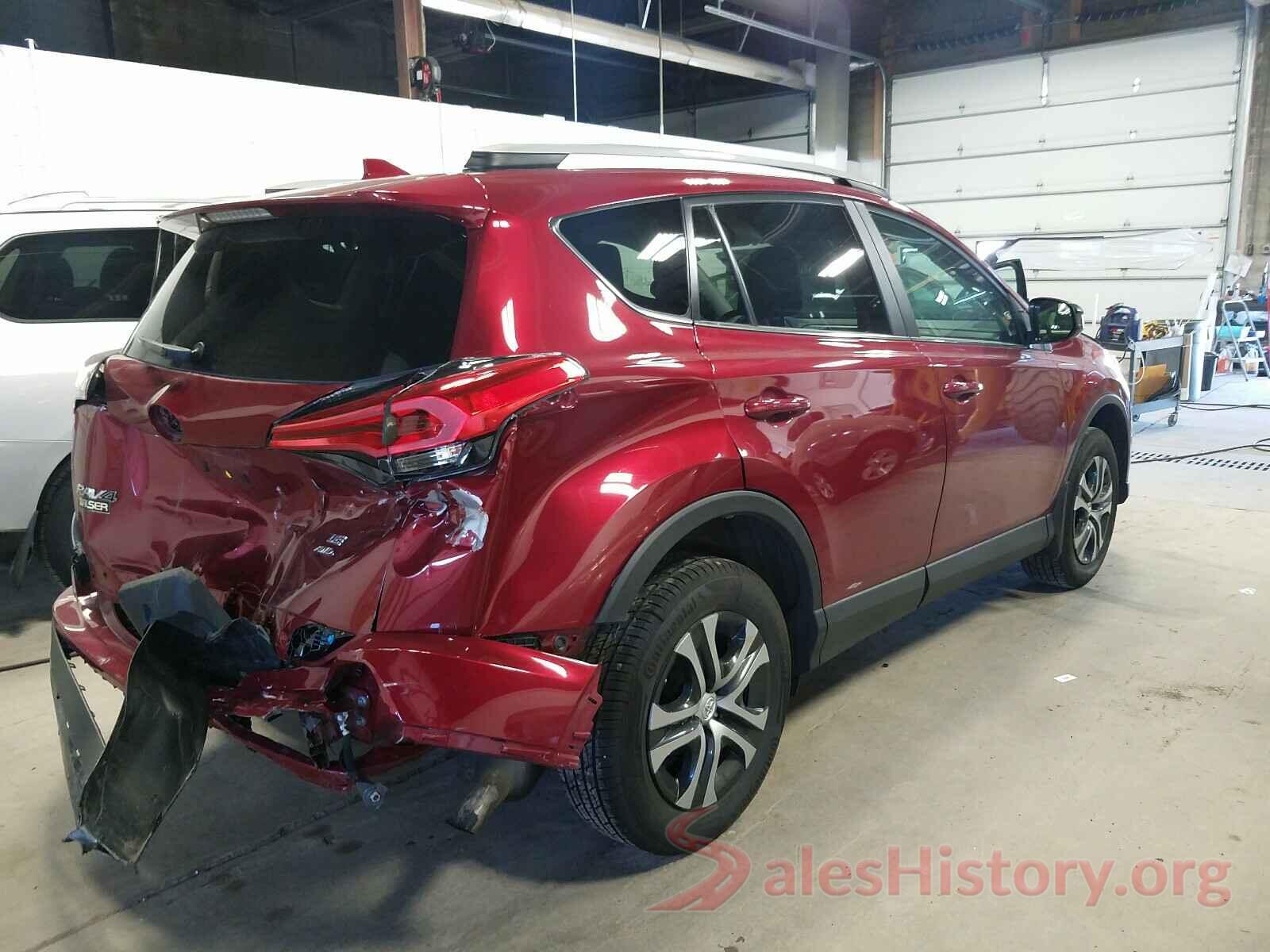 2T3BFREV7JW827197 2018 TOYOTA RAV4