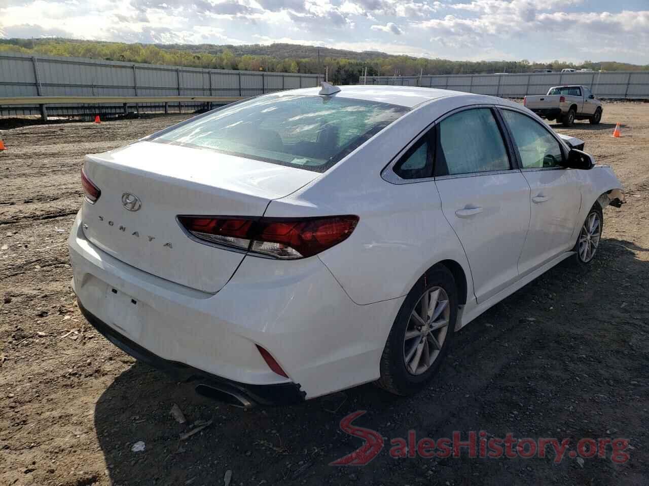 5NPE24AF1JH724911 2018 HYUNDAI SONATA