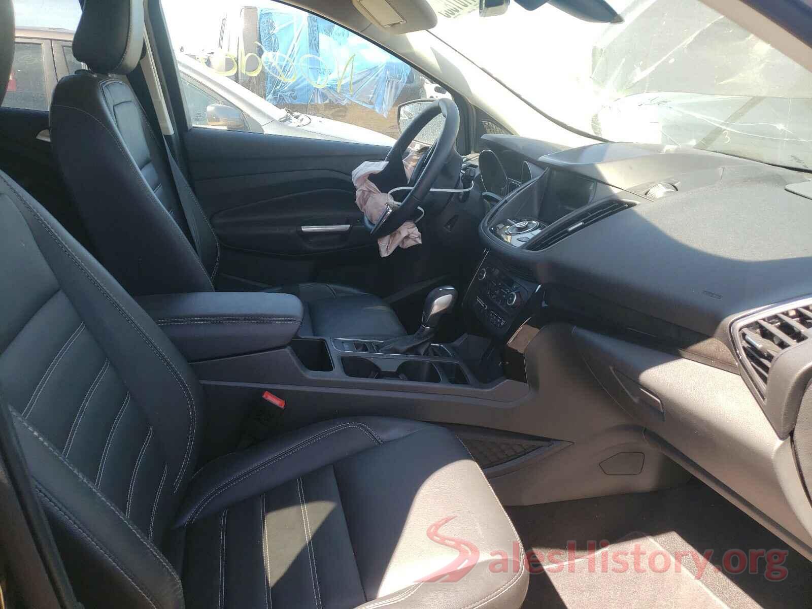 1FMCU9J95KUB60434 2019 FORD ESCAPE