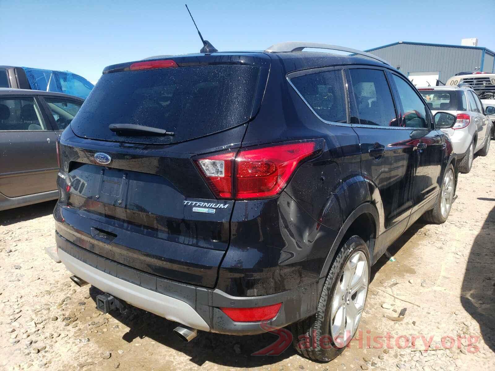 1FMCU9J95KUB60434 2019 FORD ESCAPE