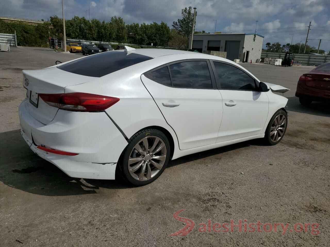 5NPD84LFXJH302532 2018 HYUNDAI ELANTRA