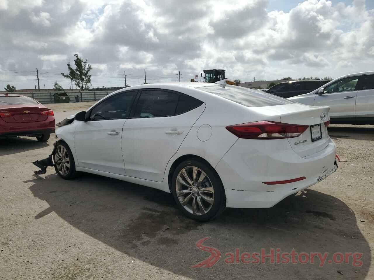 5NPD84LFXJH302532 2018 HYUNDAI ELANTRA