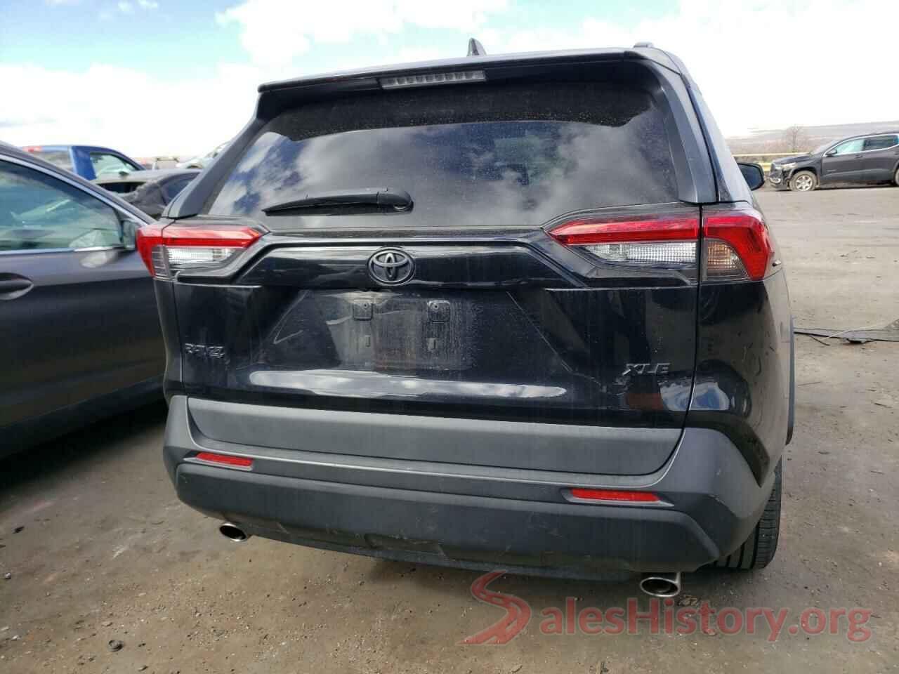 2T3C1RFV9KW056437 2019 TOYOTA RAV4