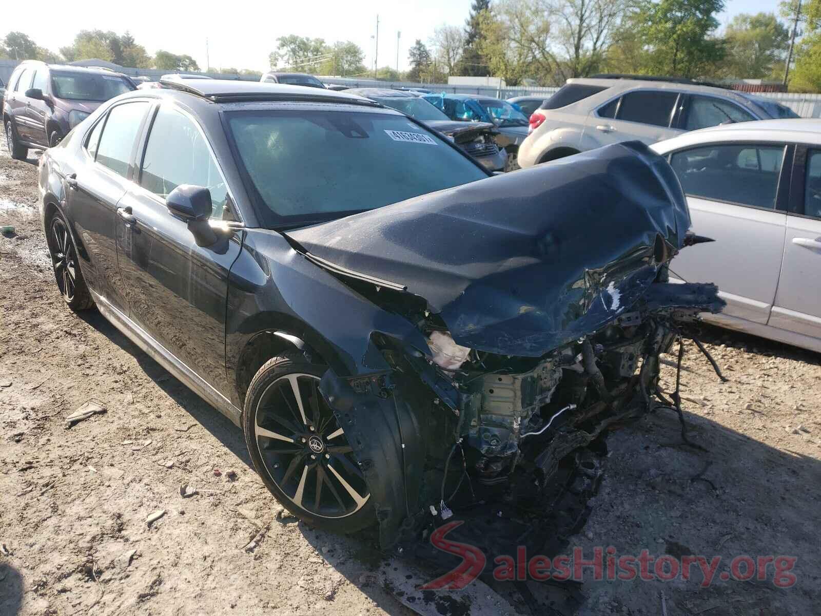 4T1B61HK1KU761565 2019 TOYOTA CAMRY