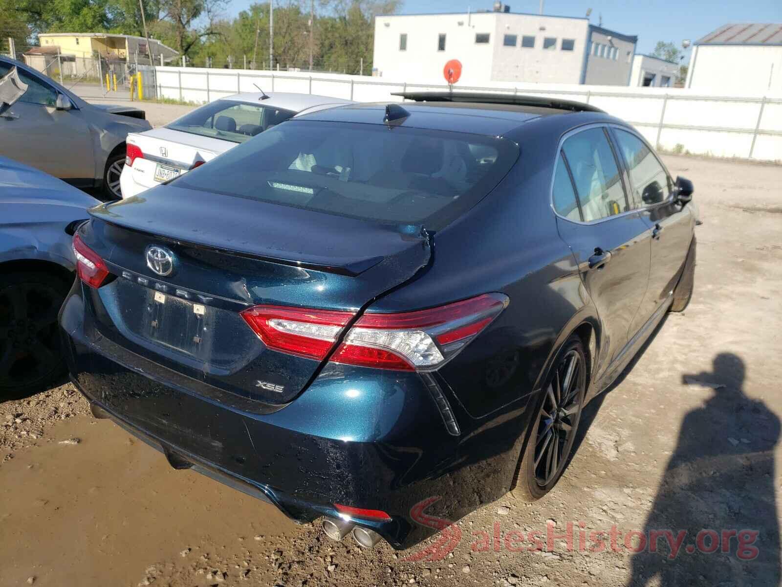 4T1B61HK1KU761565 2019 TOYOTA CAMRY