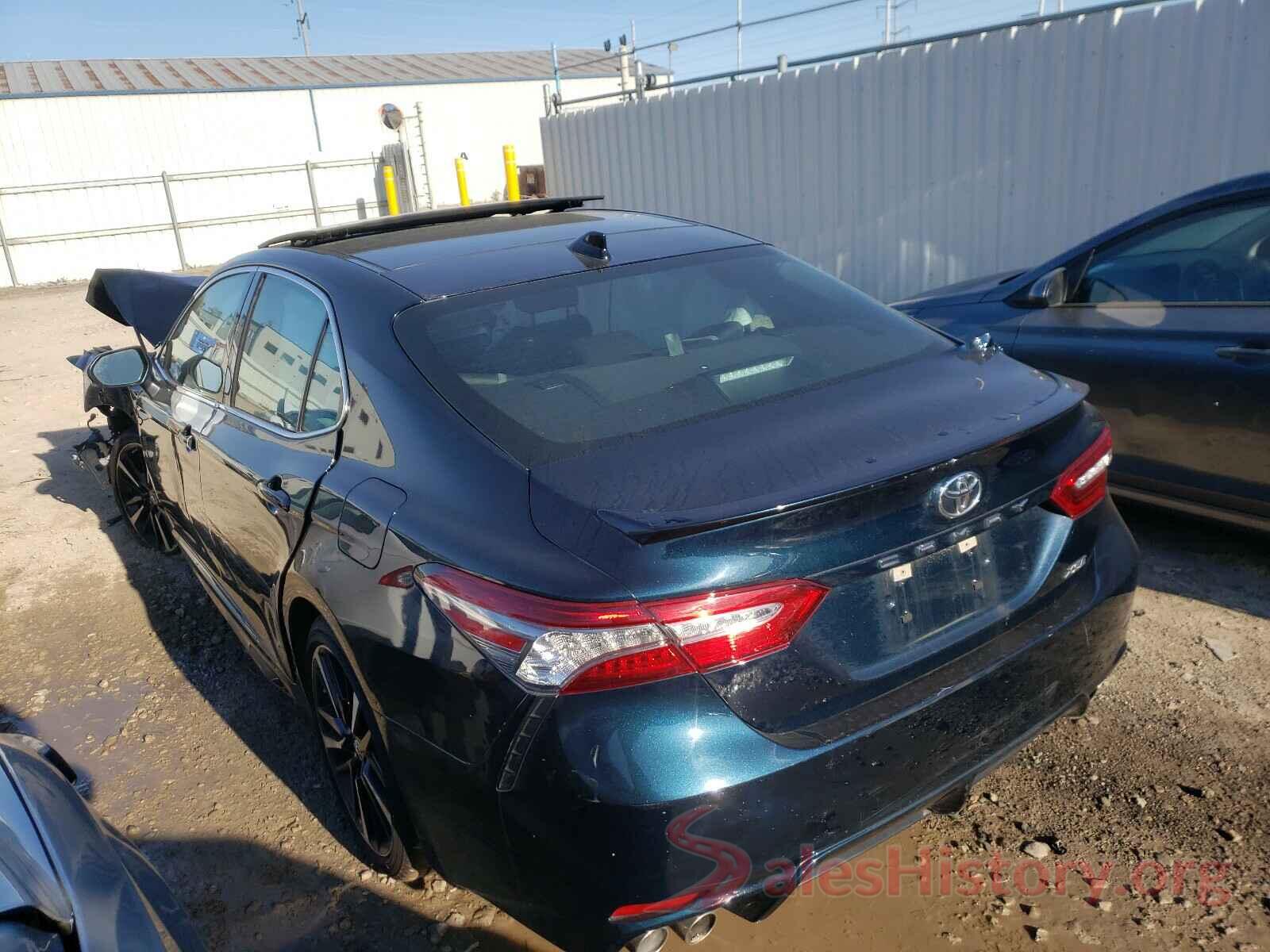 4T1B61HK1KU761565 2019 TOYOTA CAMRY