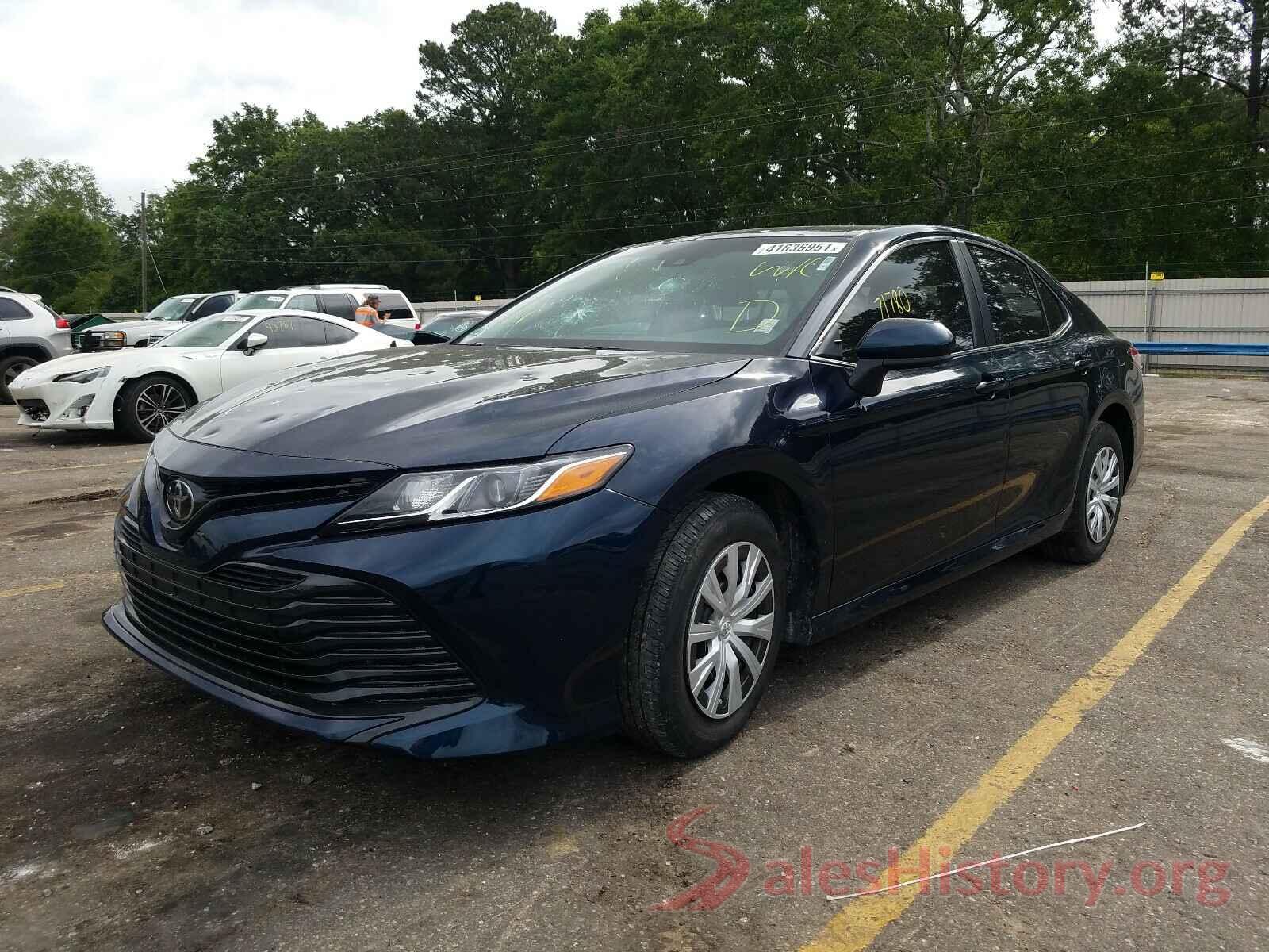 4T1B11HK3JU552275 2018 TOYOTA CAMRY