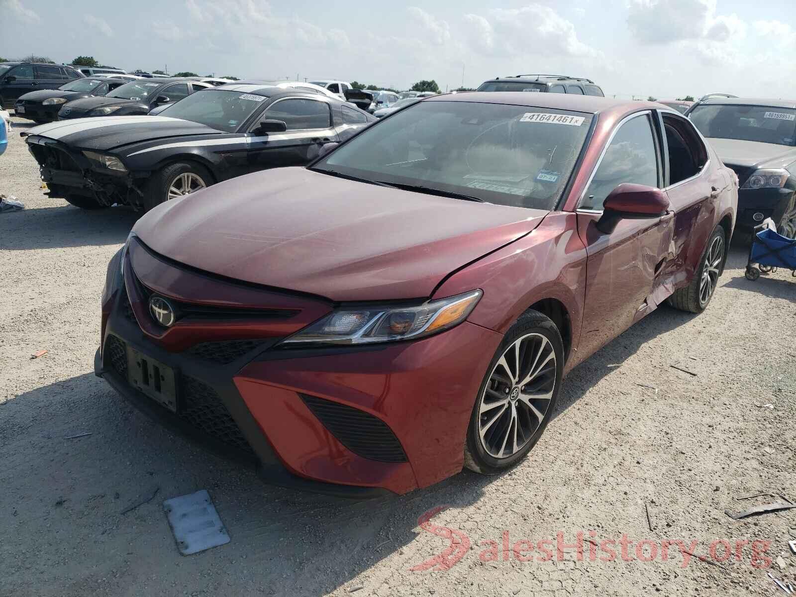 4T1B11HK1JU618841 2018 TOYOTA CAMRY