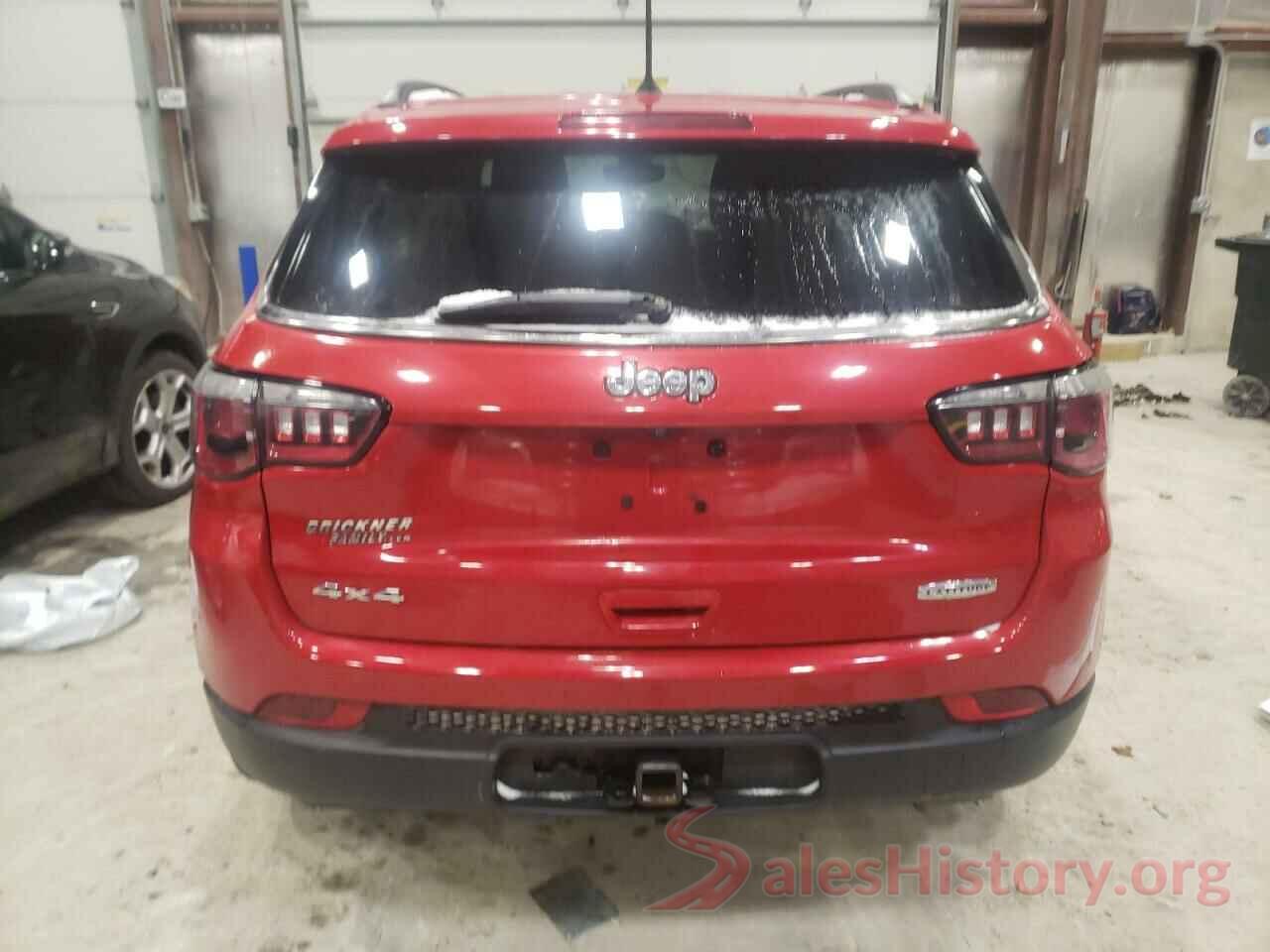 3C4NJDBB9JT138813 2018 JEEP COMPASS