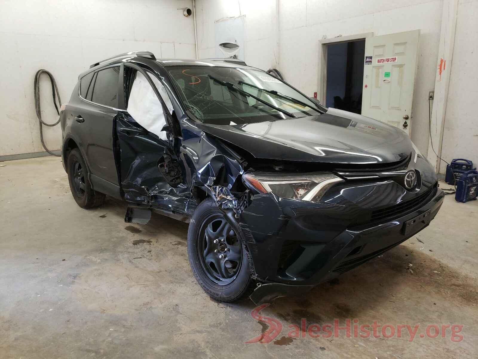 2T3BFREVXHW632267 2017 TOYOTA RAV4