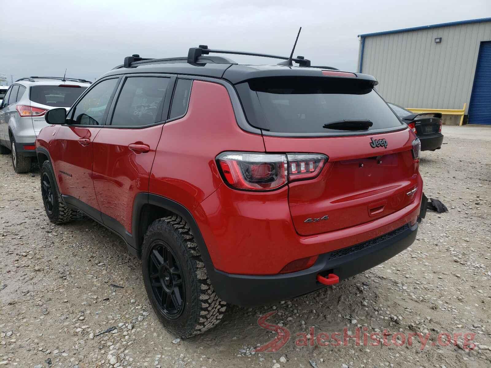 3C4NJDDB3KT686028 2019 JEEP COMPASS