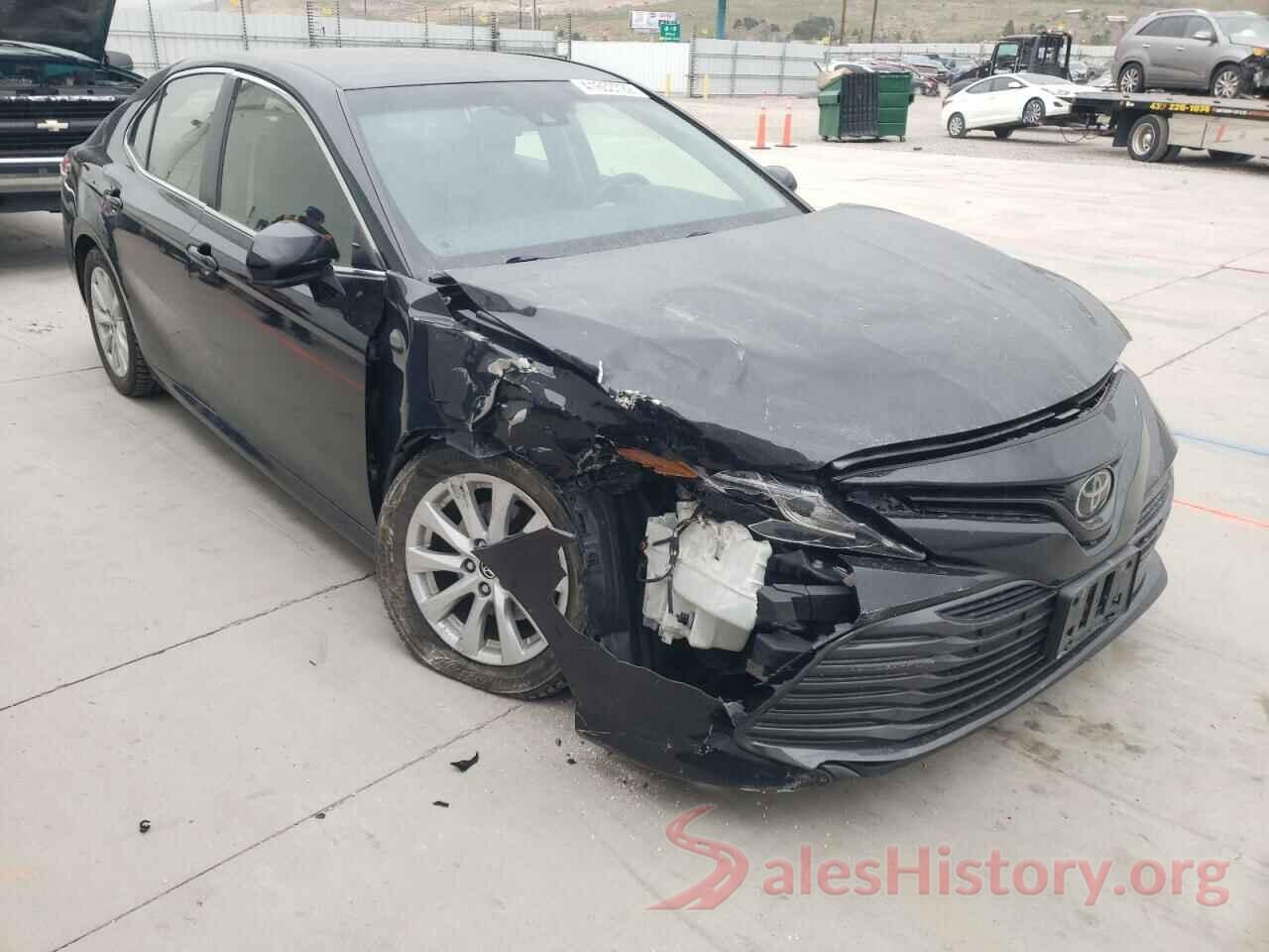 JTNB11HK9J3013147 2018 TOYOTA CAMRY