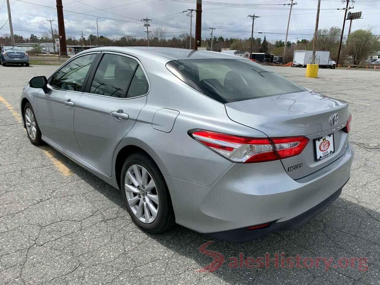 JTNB11HK8J3051095 2018 TOYOTA CAMRY