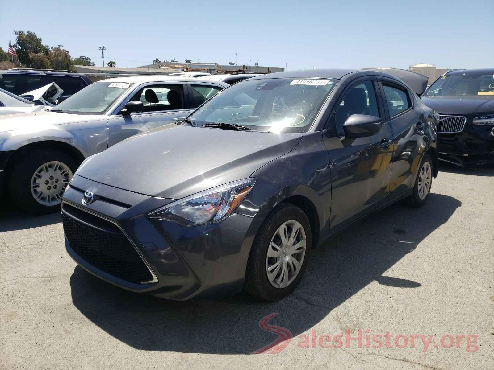 3MYDLBYV0KY524196 2019 TOYOTA YARIS