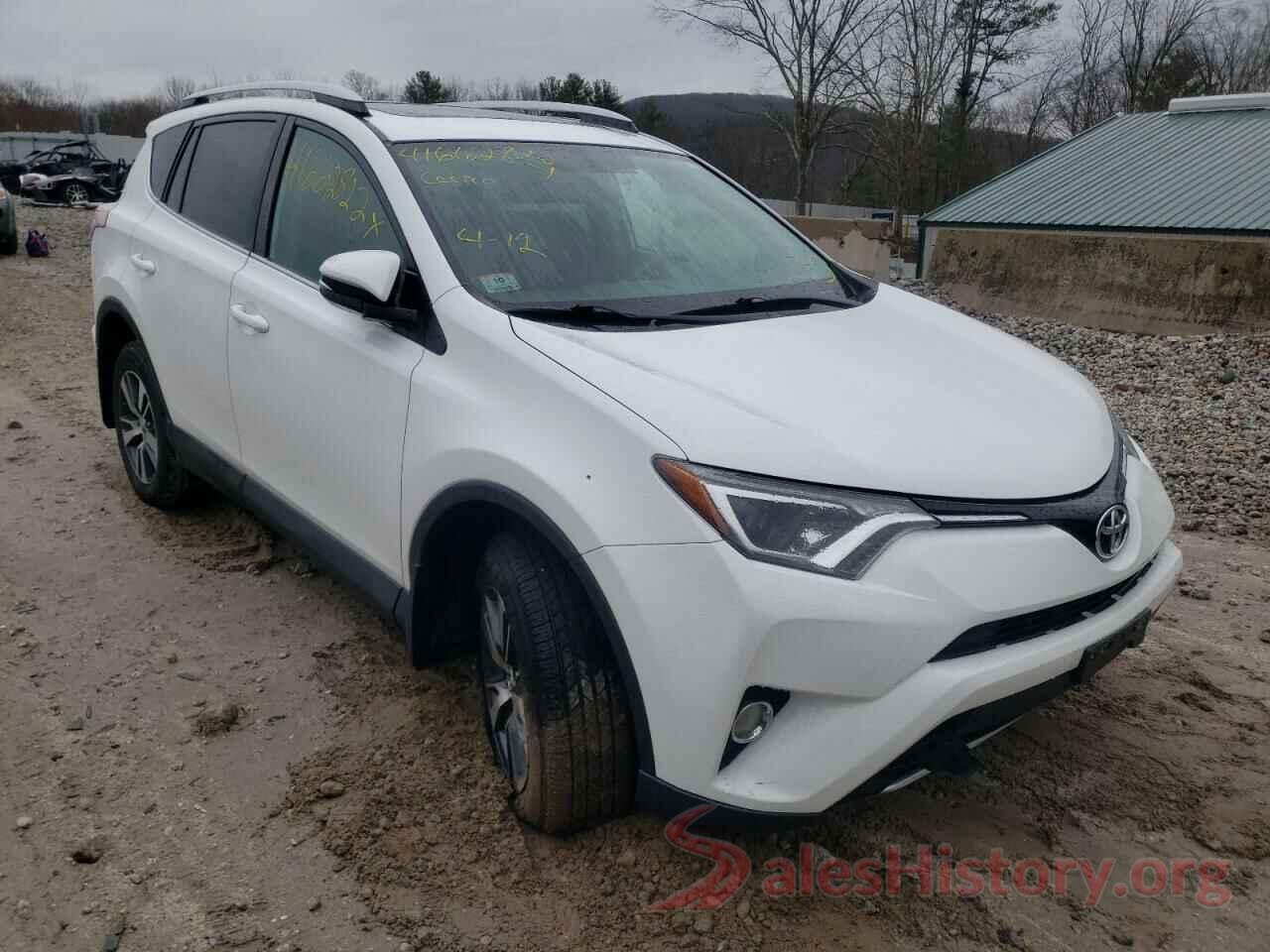 2T3RFREV0GW493781 2016 TOYOTA RAV4