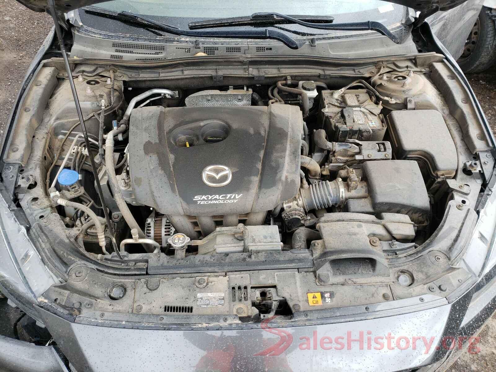 3MZBN1U77JM182671 2018 MAZDA 3