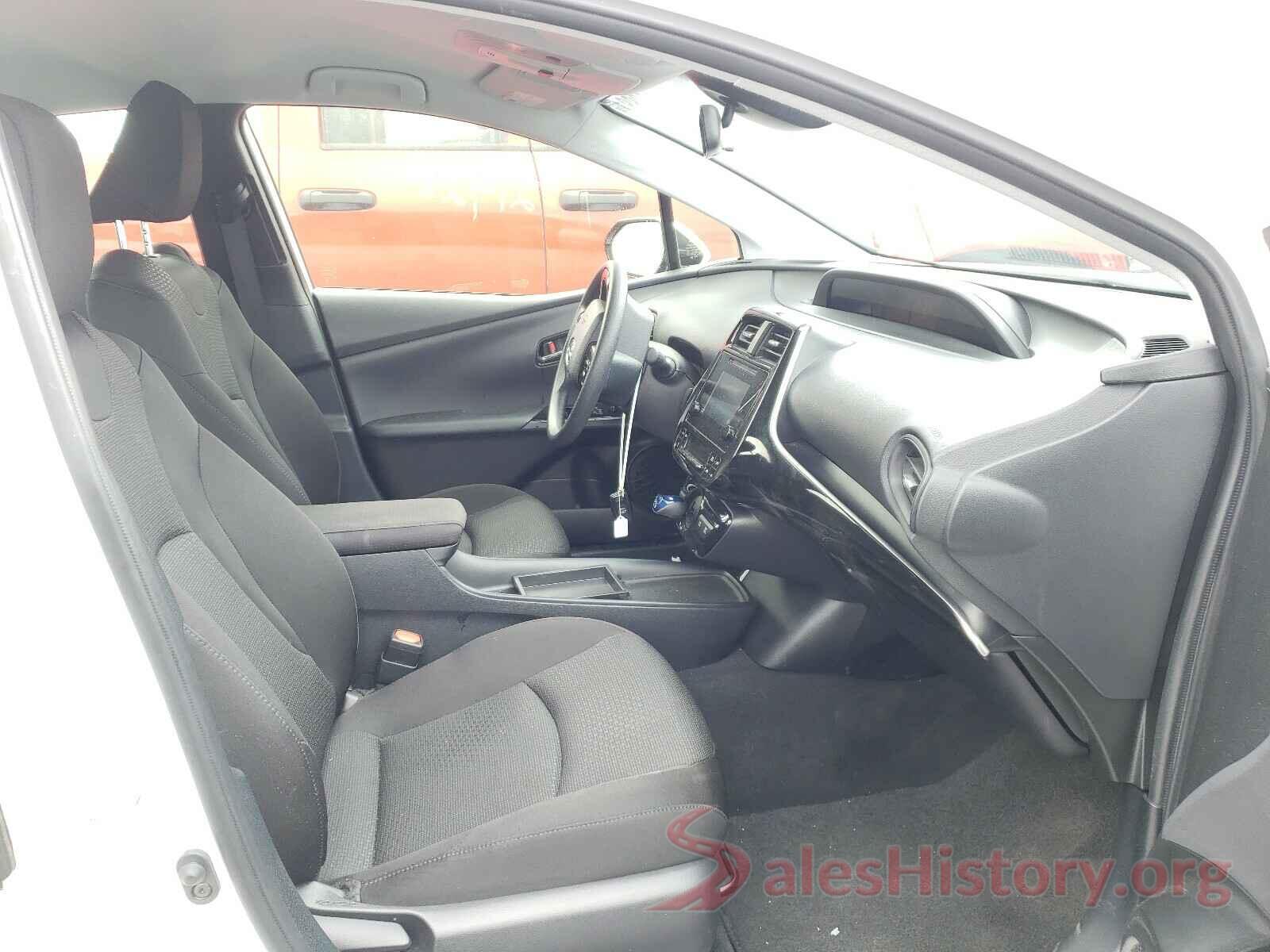 JTDKARFUXK3073074 2019 TOYOTA PRIUS