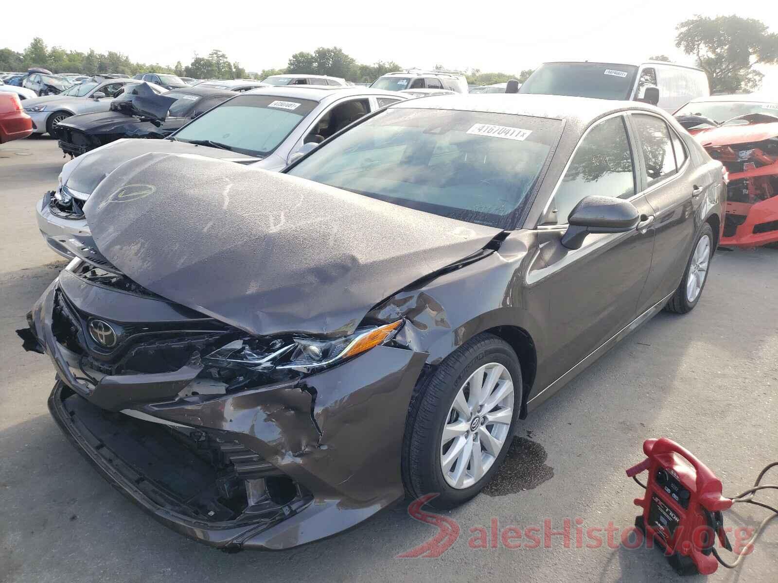 4T1B11HK6JU635912 2018 TOYOTA CAMRY