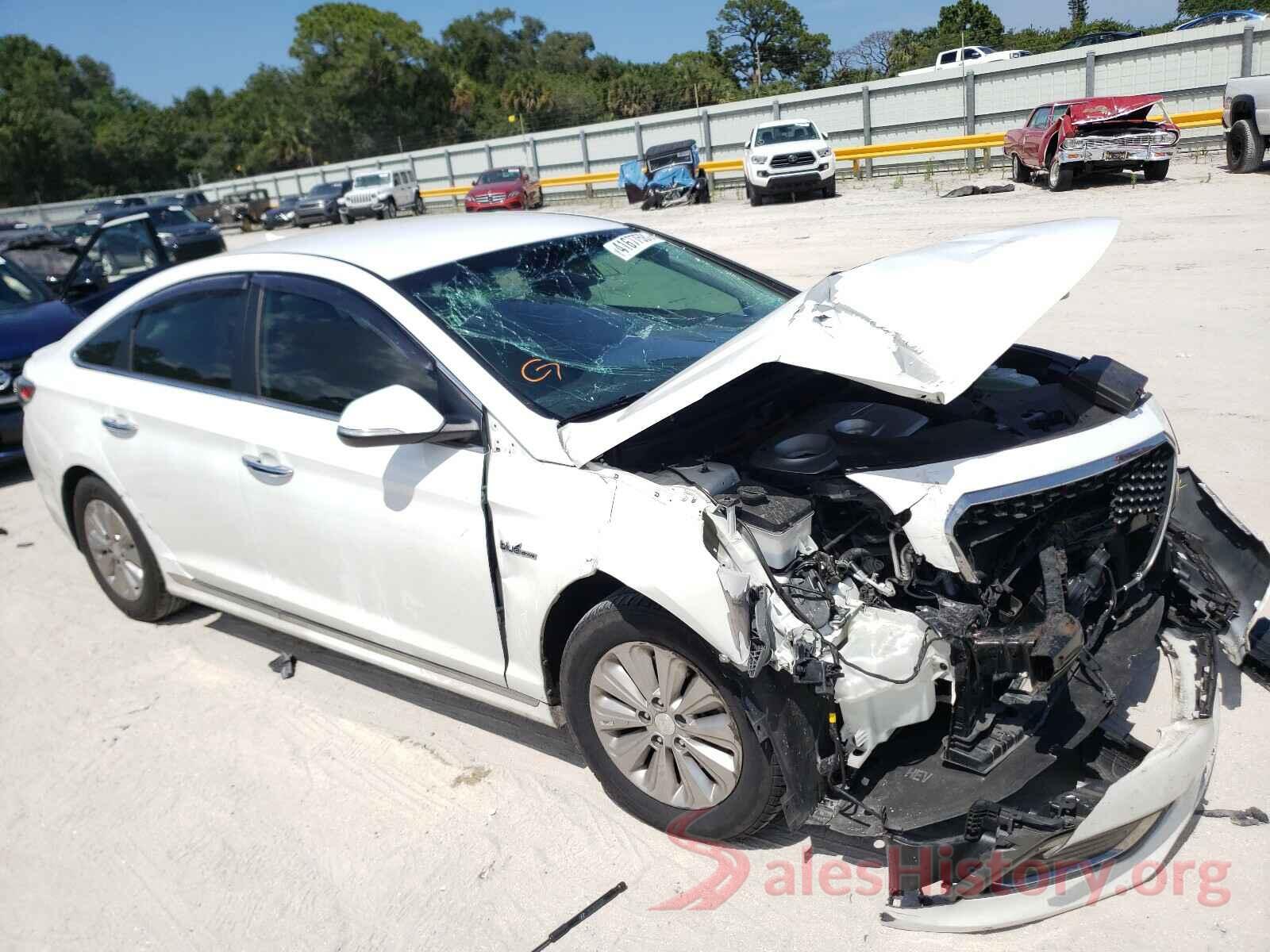 KMHE24L13HA059427 2017 HYUNDAI SONATA