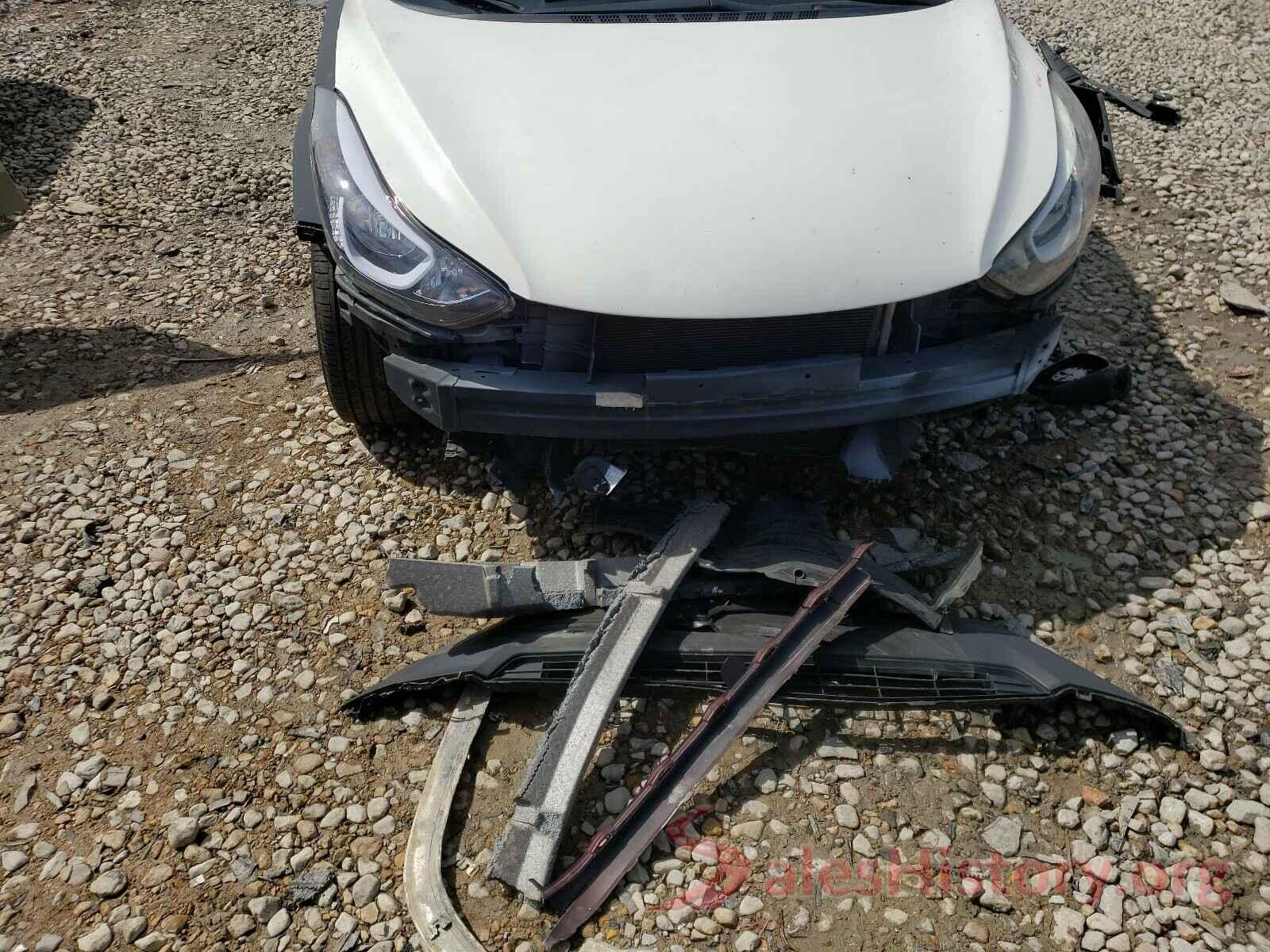 5NPDH4AE1GH711330 2016 HYUNDAI ELANTRA