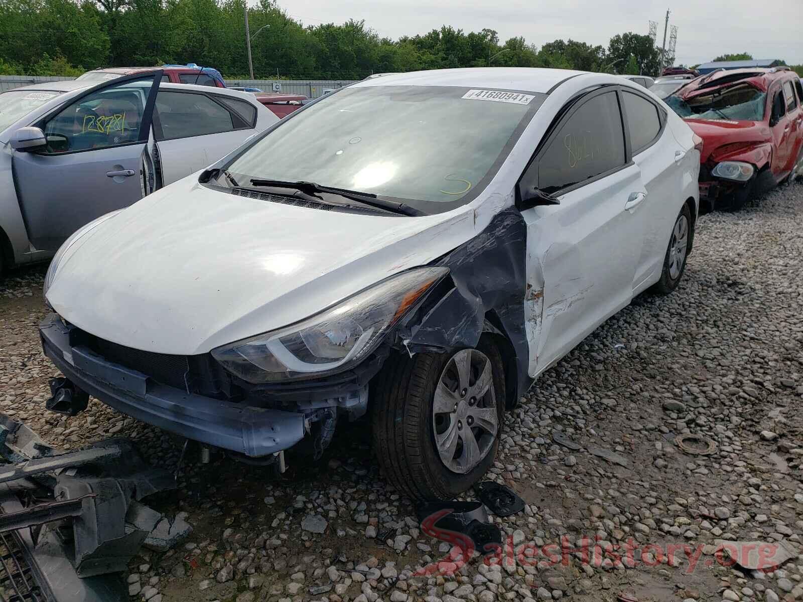 5NPDH4AE1GH711330 2016 HYUNDAI ELANTRA