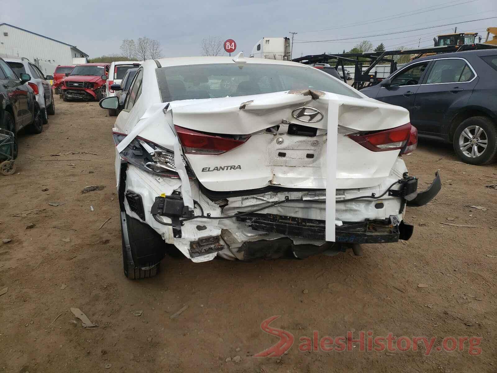 5NPD84LF2JH323567 2018 HYUNDAI ELANTRA