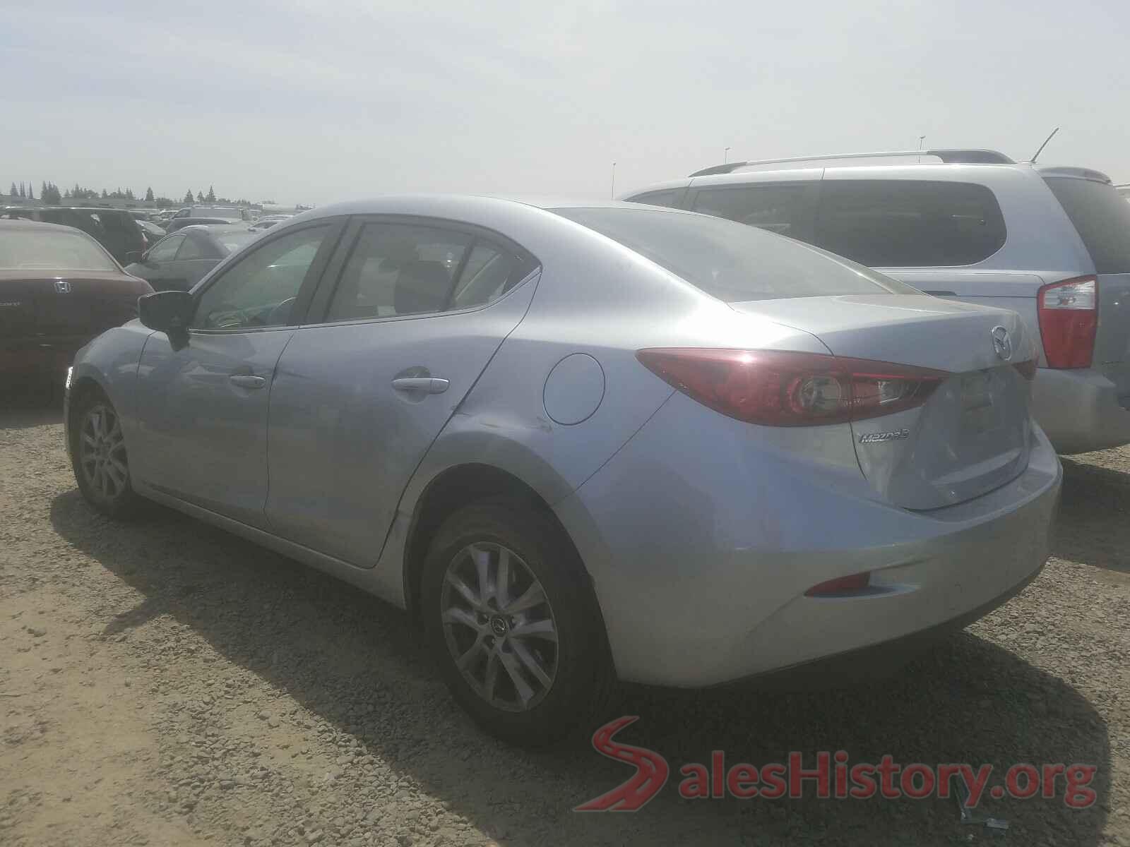 3MZBN1U76JM187862 2018 MAZDA 3