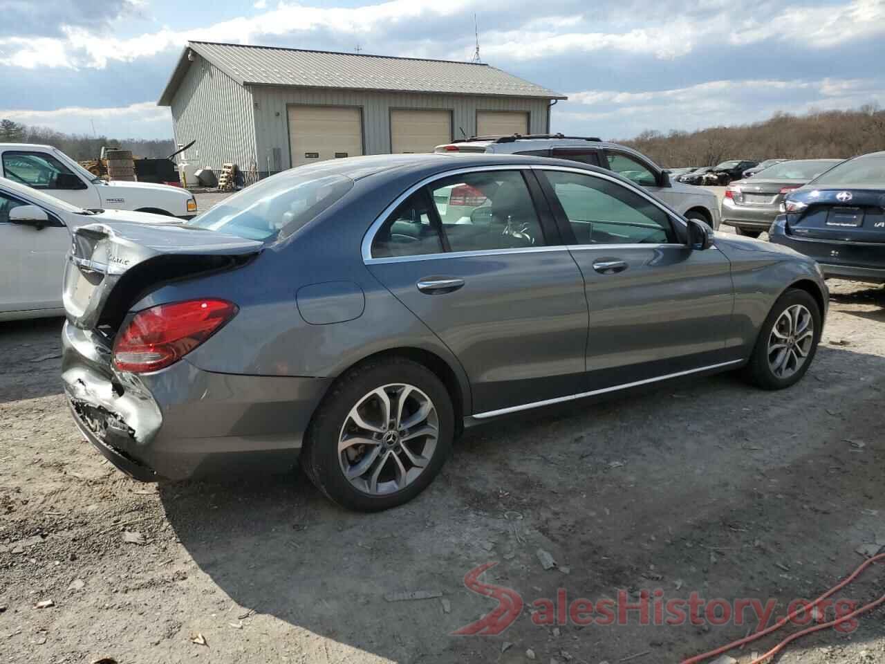 55SWF4KB5JU258711 2018 MERCEDES-BENZ C-CLASS