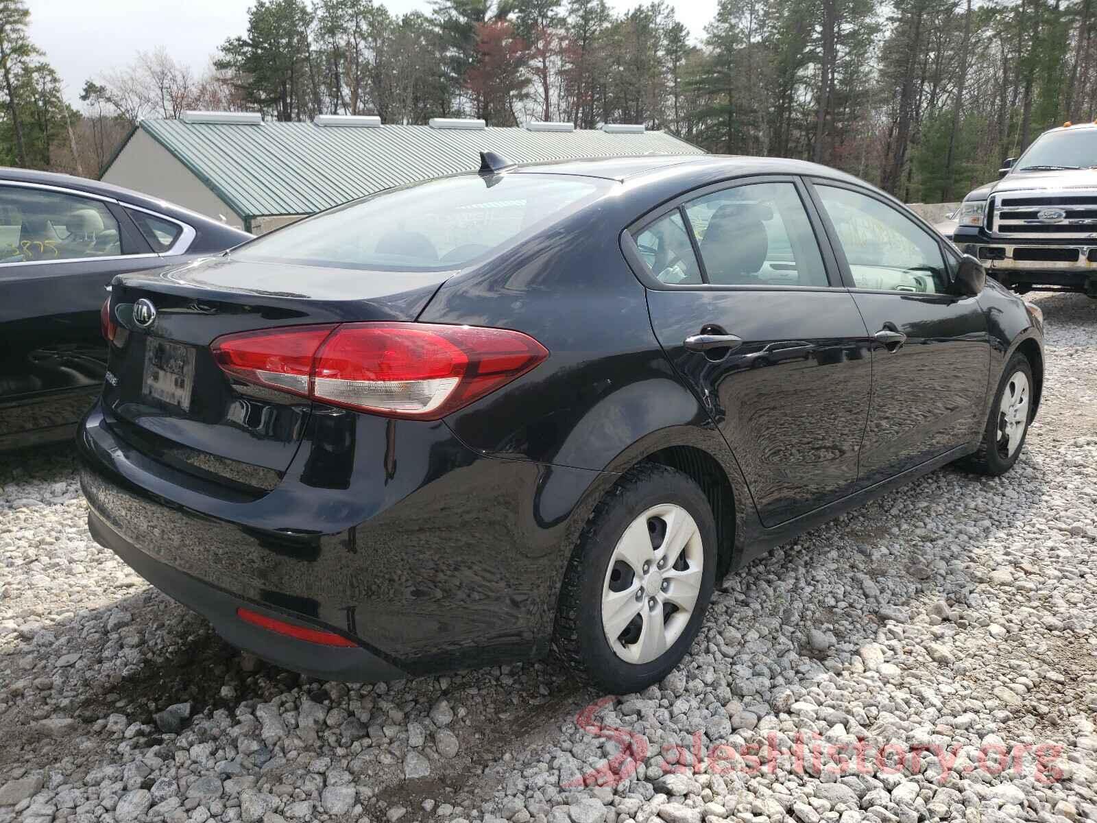 3KPFK4A77HE138578 2017 KIA FORTE