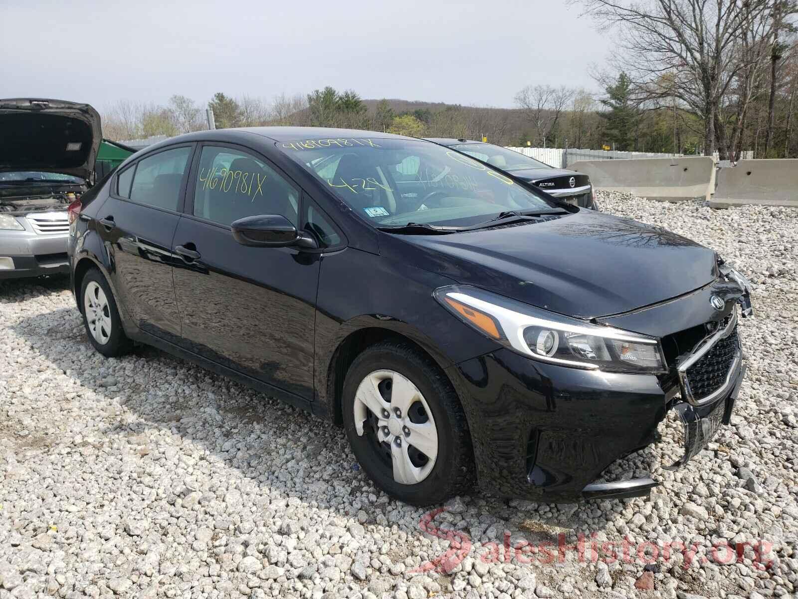 3KPFK4A77HE138578 2017 KIA FORTE