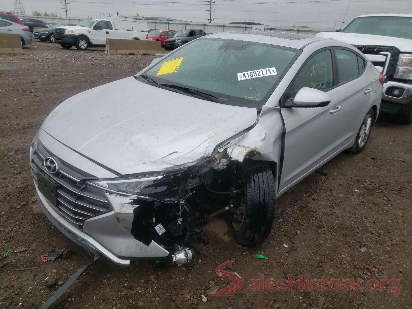 5NPD84LF2KH475611 2019 HYUNDAI ELANTRA