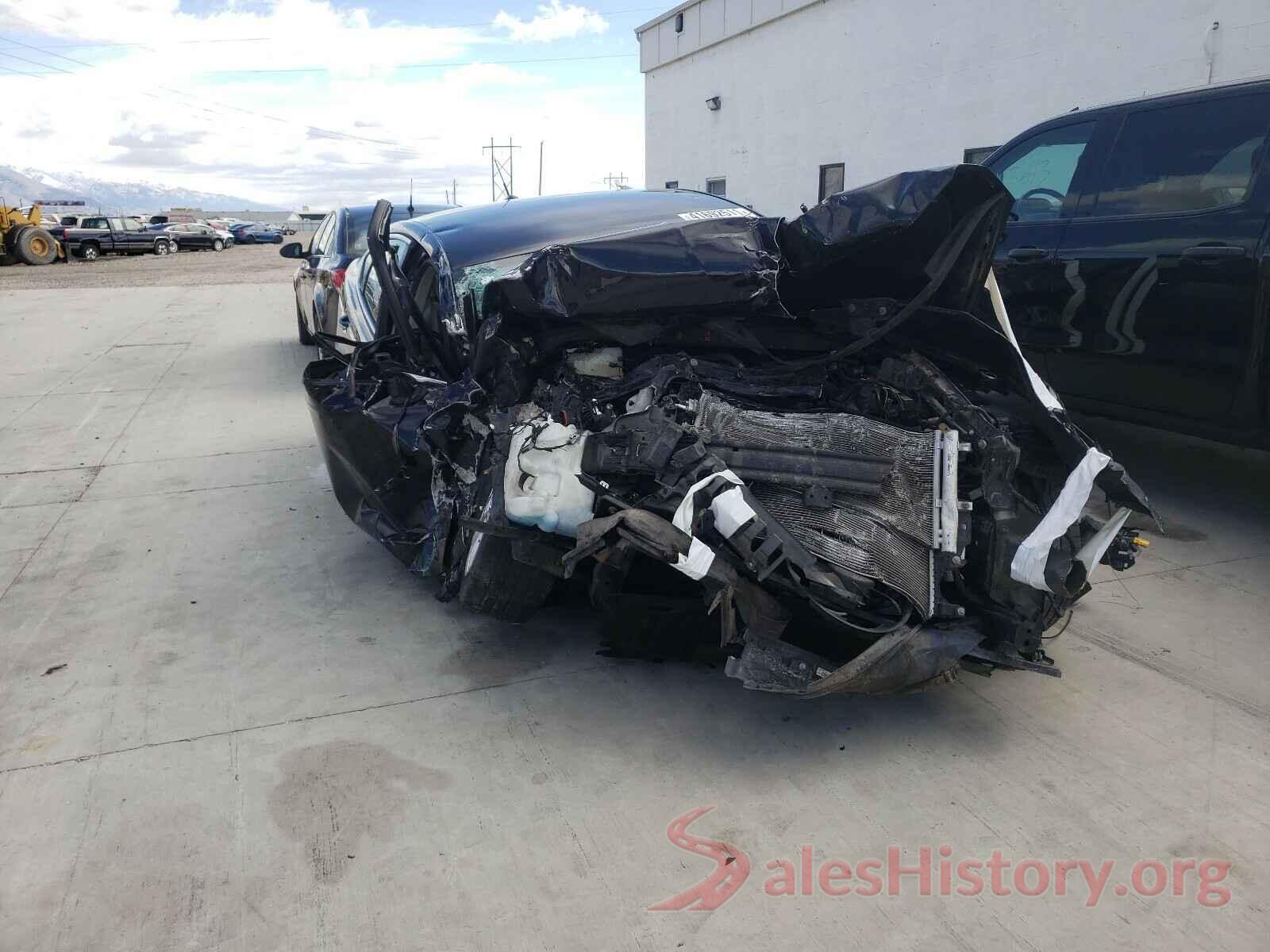 3FA6P0HD1JR128784 2018 FORD FUSION