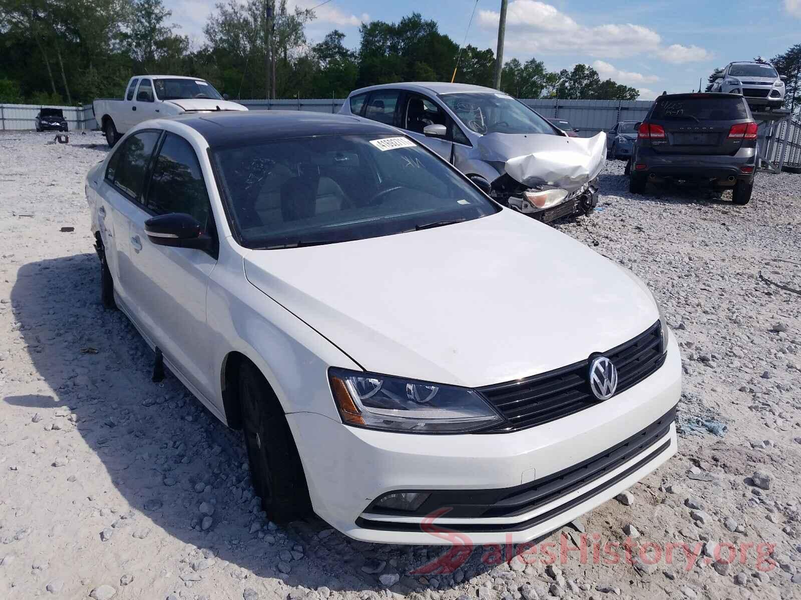 3VWD17AJ6JM220978 2018 VOLKSWAGEN JETTA