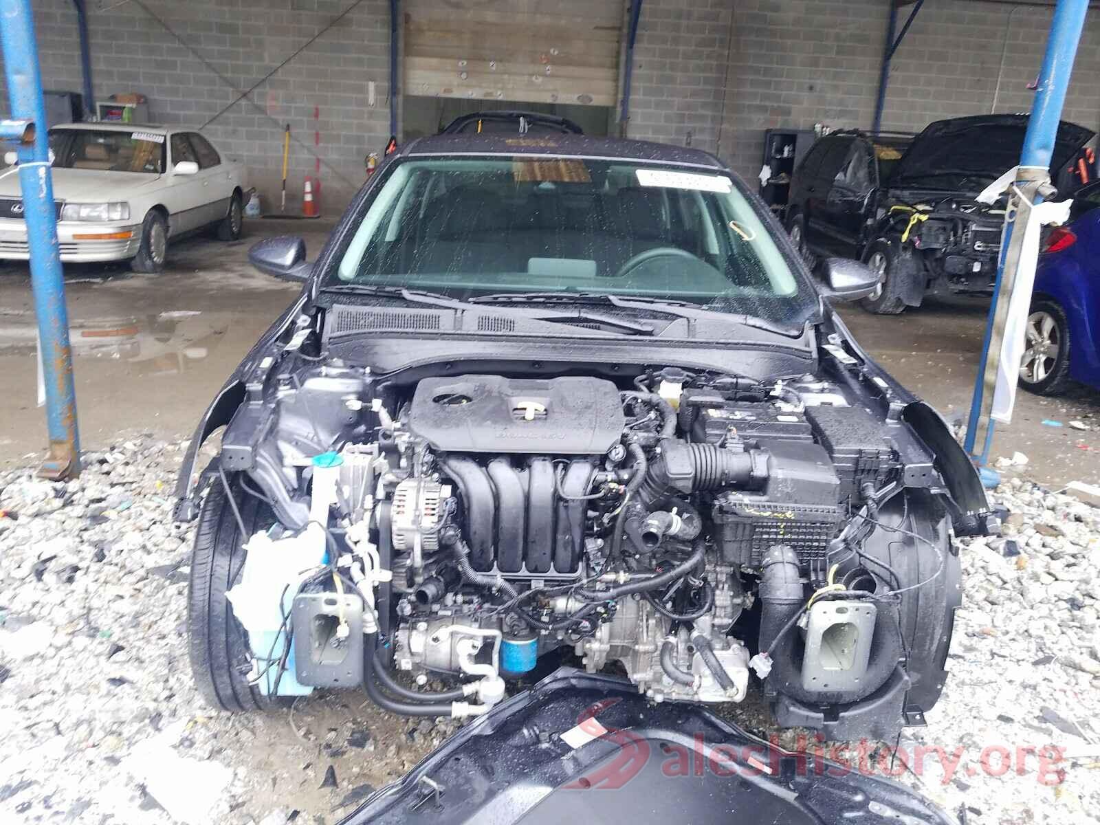 3KPF24AD4KE111240 2019 KIA FORTE