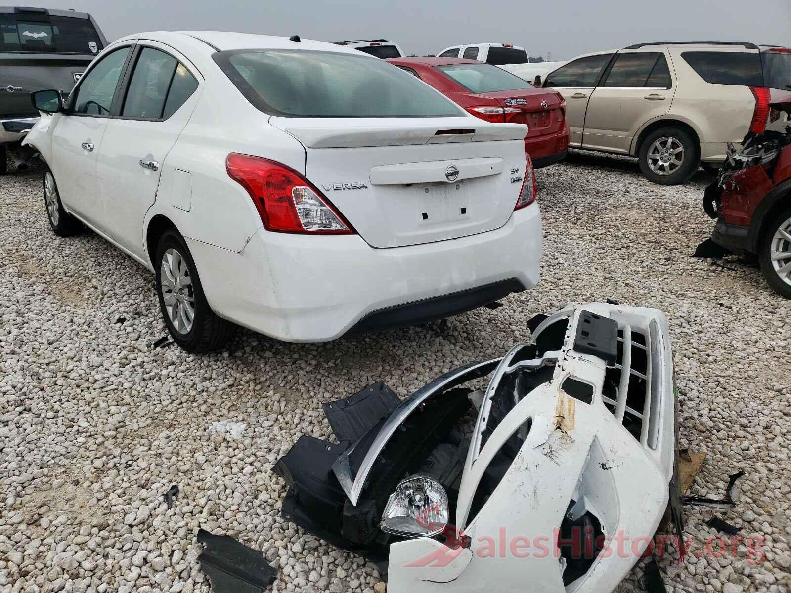 3N1CN7APXJL879064 2018 NISSAN VERSA