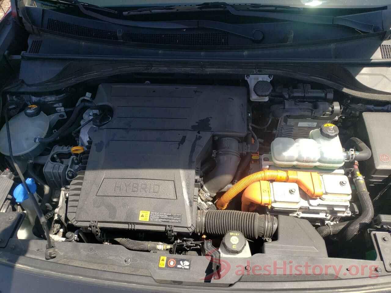 KNDCC3LCXJ5160581 2018 KIA NIRO