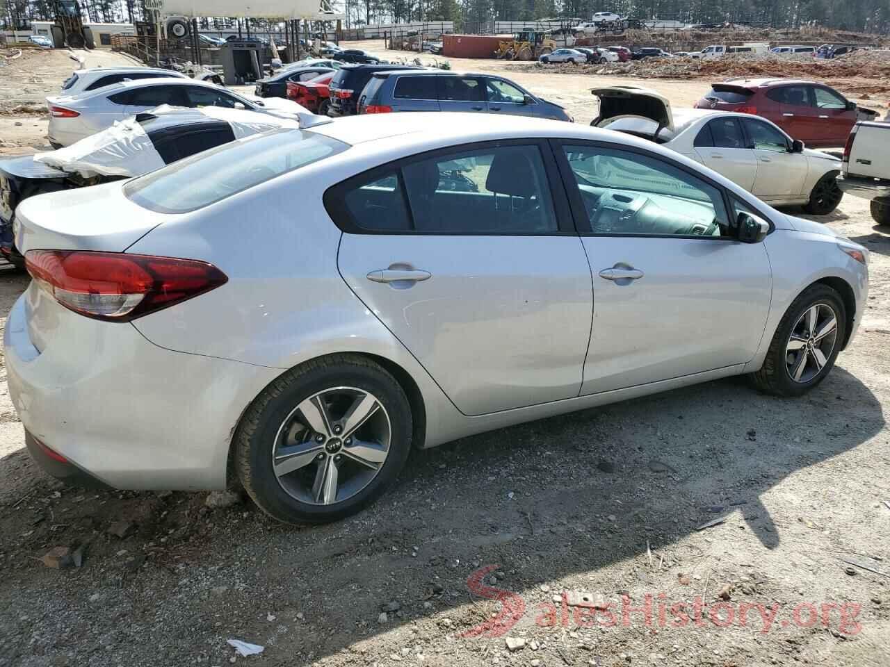 3KPFL4A75JE174319 2018 KIA FORTE