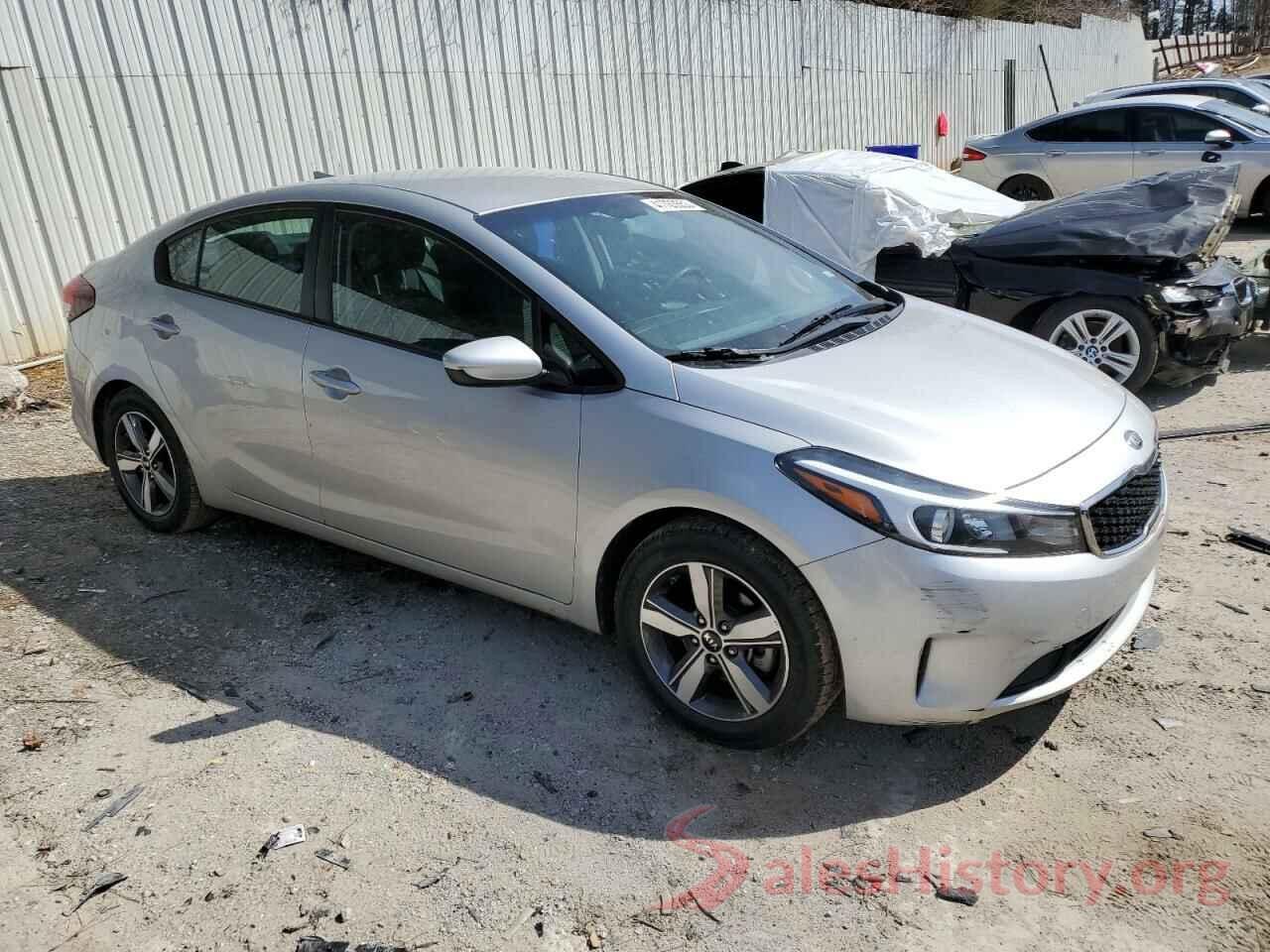 3KPFL4A75JE174319 2018 KIA FORTE