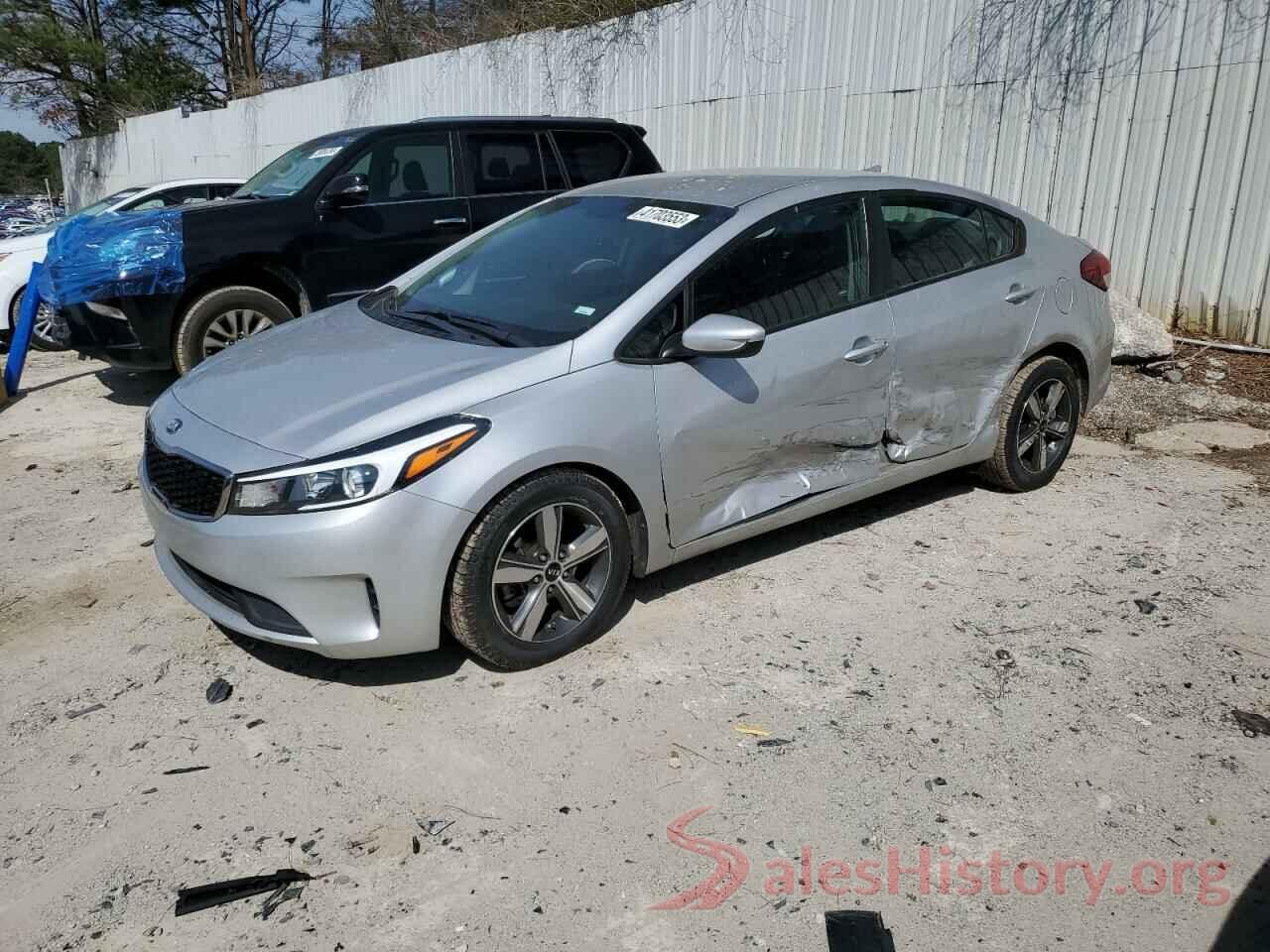 3KPFL4A75JE174319 2018 KIA FORTE