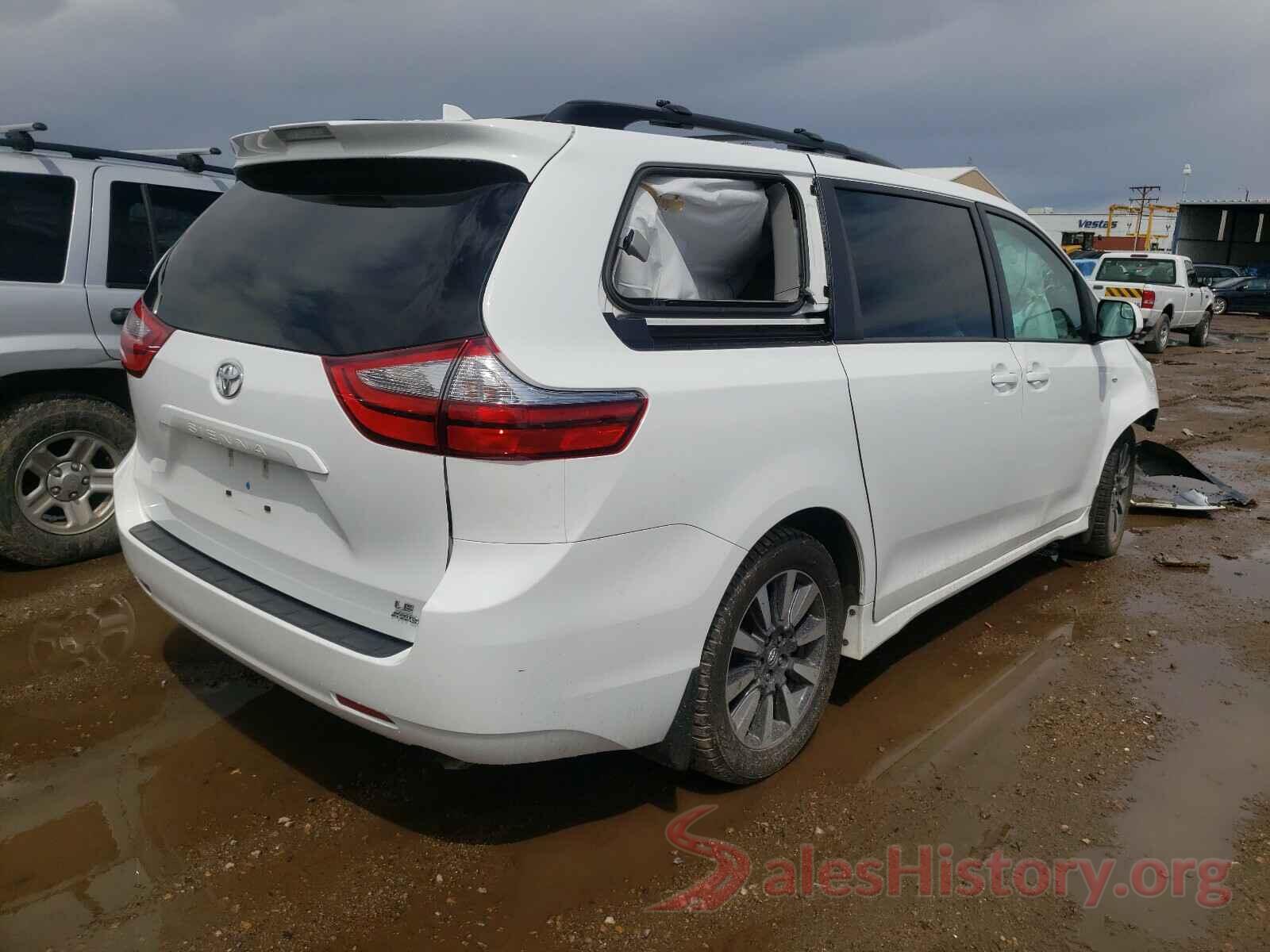 5TDJZ3DC5JS198198 2018 TOYOTA SIENNA