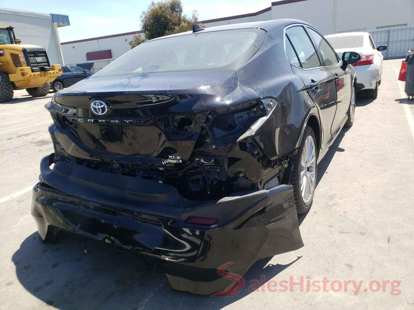 4T1B21HK6JU002324 2018 TOYOTA CAMRY