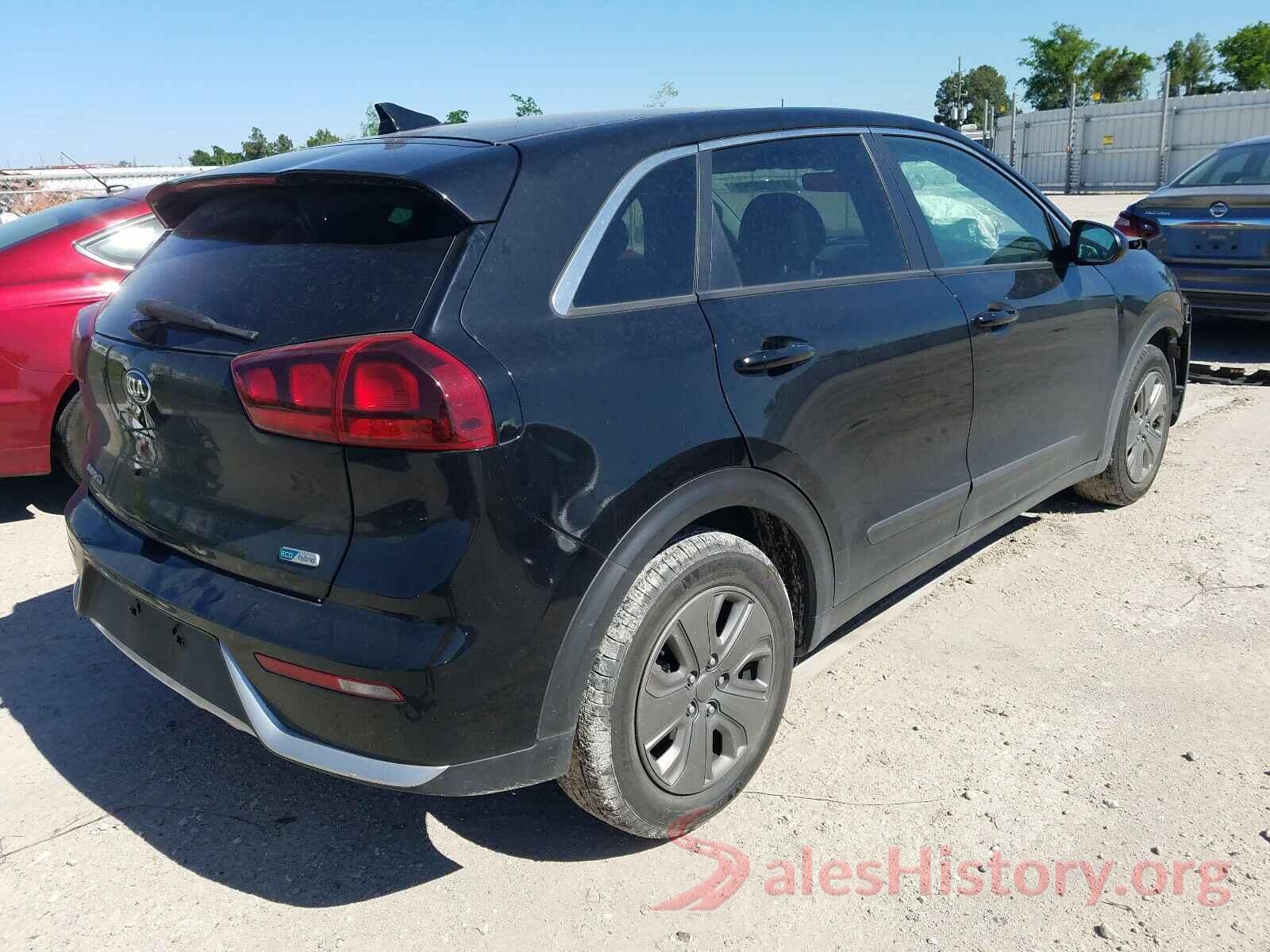 KNDCB3LC0J5131545 2018 KIA NIRO