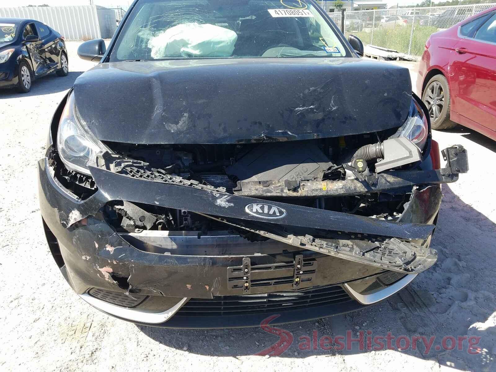 KNDCB3LC0J5131545 2018 KIA NIRO